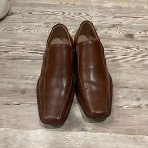 Brown slip on dress shoes